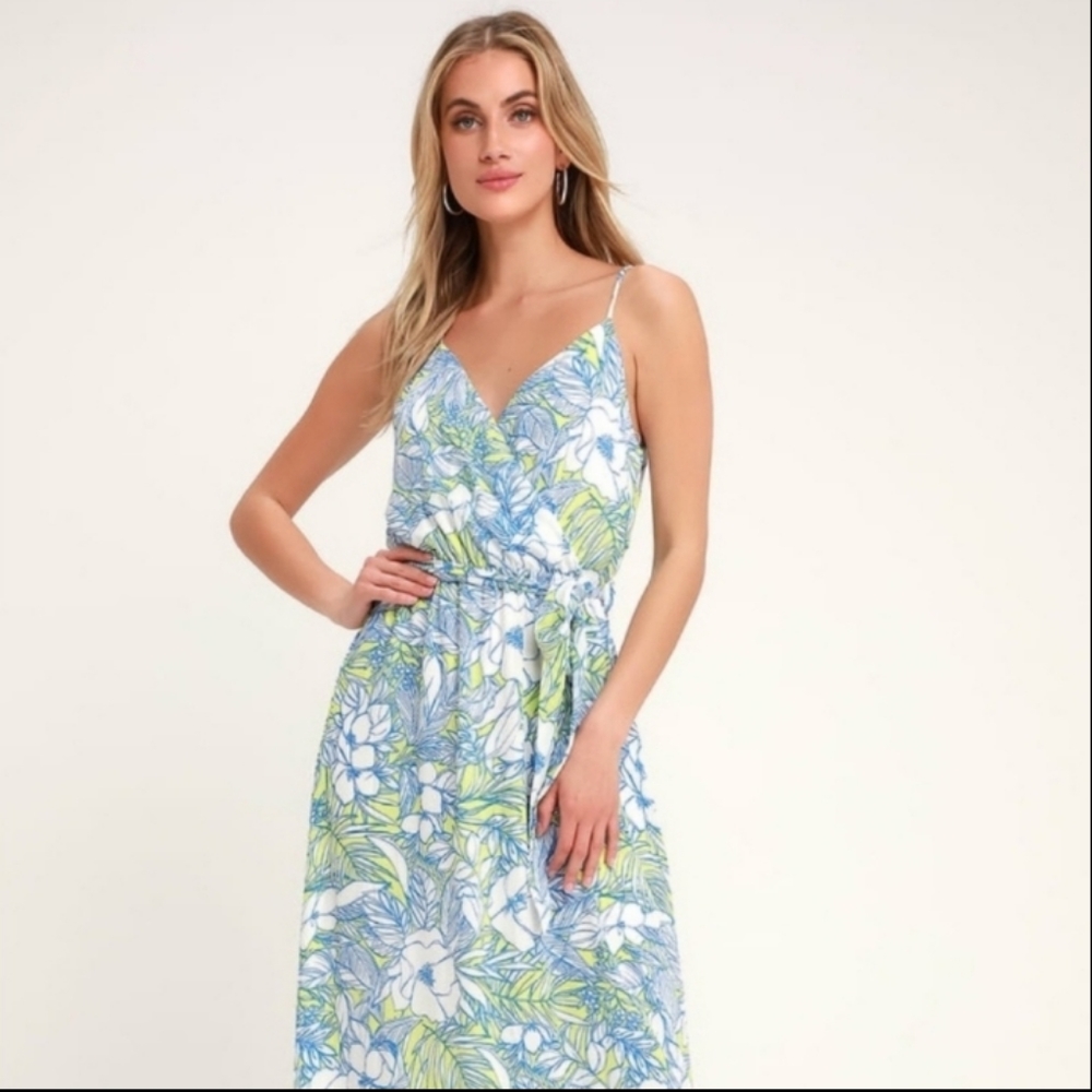 Sale 💕Lulu's blue green beach maxi dress